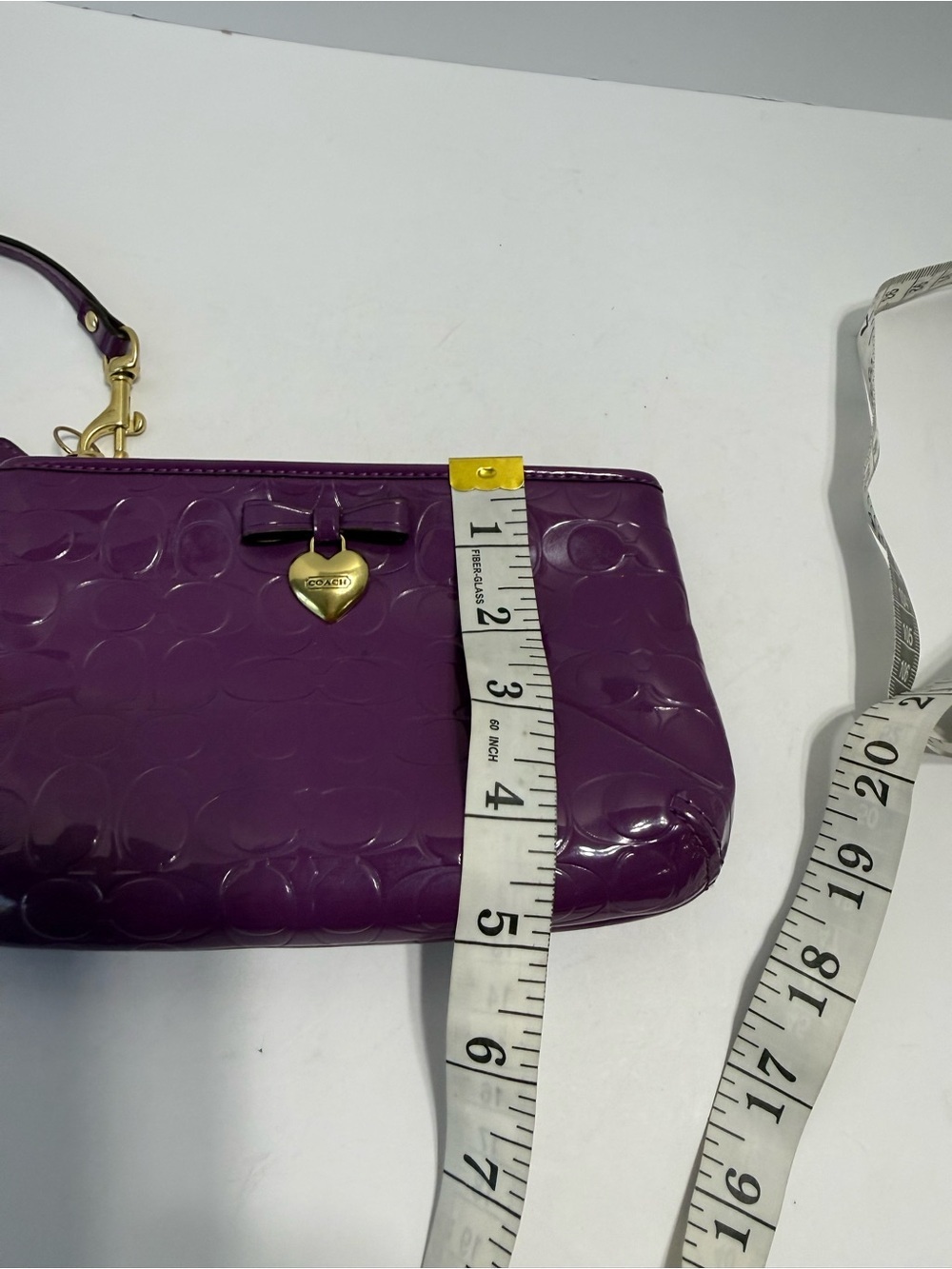 Coach Purple Patent Signature Wristlet with Gold Heart Charm, Lots Of Room! Cute - Picture 11 of 11